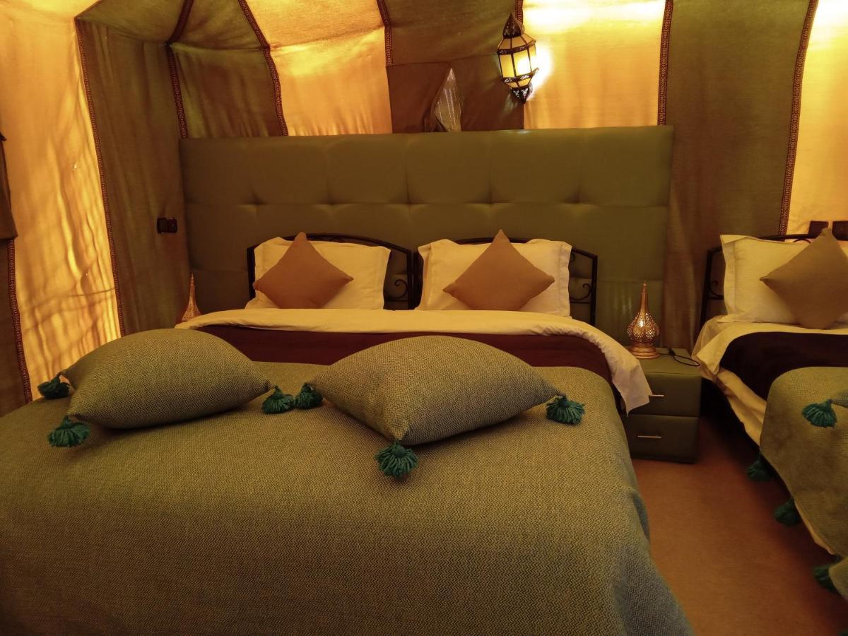 מרזאוגה Akabar Luxury Desert Camp מראה חיצוני תמונה