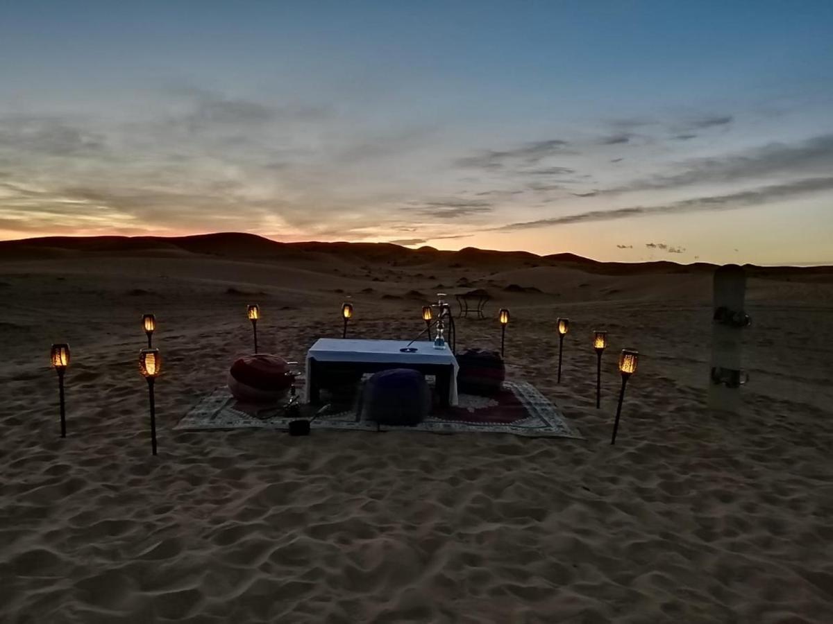 מרזאוגה Akabar Luxury Desert Camp מראה חיצוני תמונה