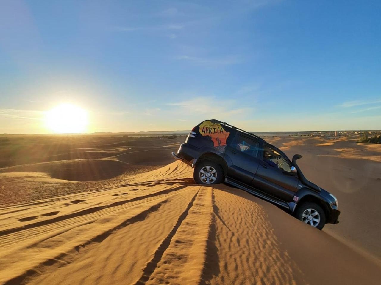 מרזאוגה Akabar Luxury Desert Camp מראה חיצוני תמונה